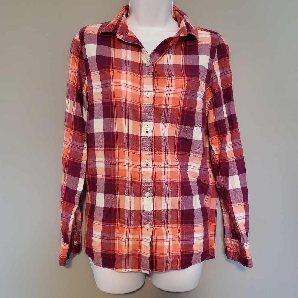 Women's flannel shirt